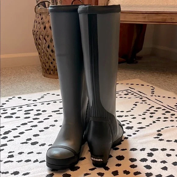 Sorel Black Winter & Rain Boots - Picture 4 of 9